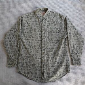 Woolrich Men's Gray Outdoor Camping Graphic Casual Bottom Button Down Shirt